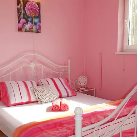 Apartment Vesna *