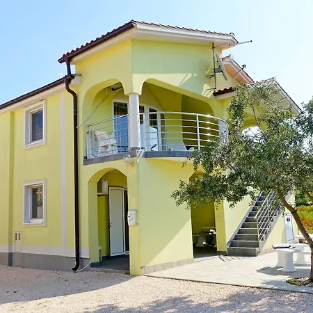 Vesna Apartment *
